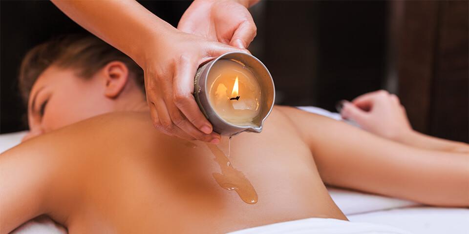 massage with candles